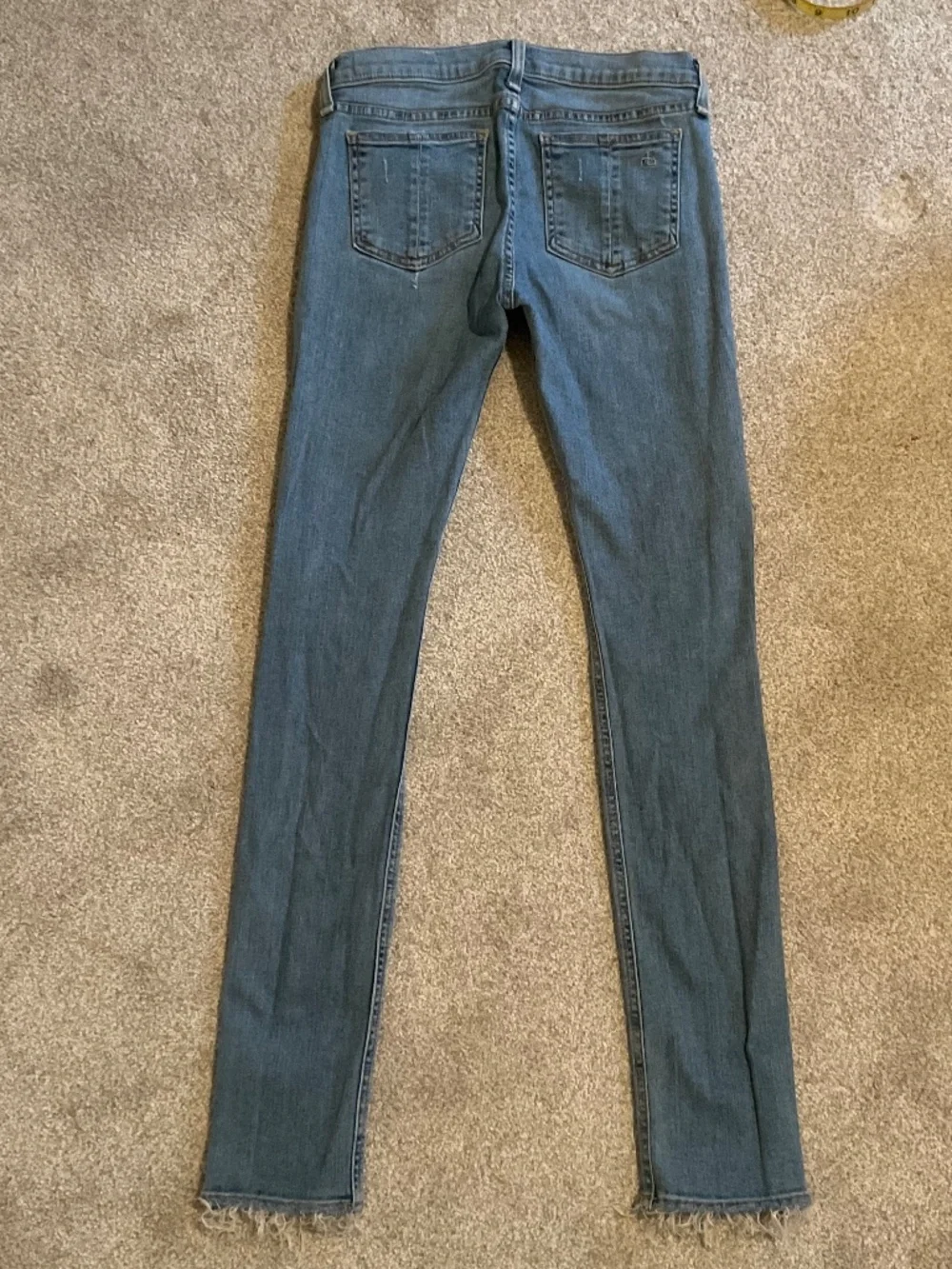 Rag & Bone distressed skinny jeans size 25 light wash raw hem